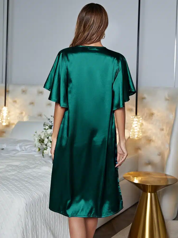 Robe de nuit ample verte à manches évasées – Image 2